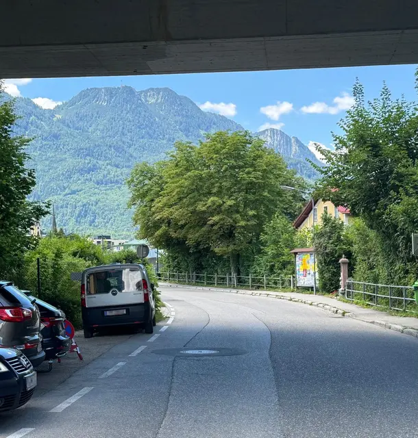 Standort: Ortsteil Steinfeld in der Steinfeldstraße genau unter der Umfahrungsbrücke der B145. Achtung: Hier sind nur 30 km/h erlaubt!
