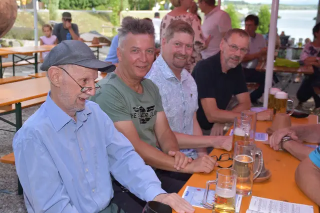 Singen mit Aussicht, eine Veranstaltung vom Chorverband OÖ, begeisterte Hunderte. | Foto: Robert Zinterhof