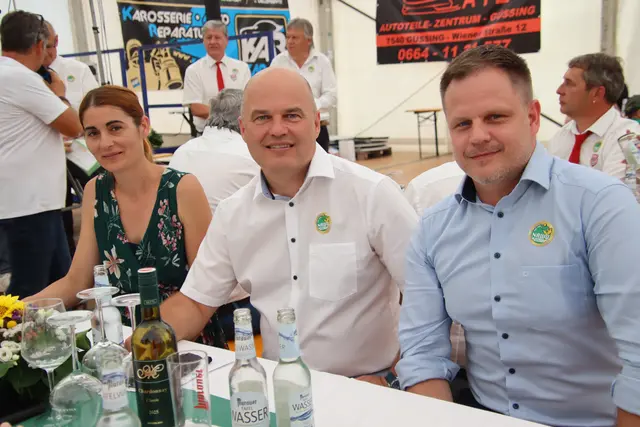 LAbg. Carina Laschober-Luif (ÖVP), Bundesrat Mario Trinkl (SPÖ) und der Jennersdorfer ÖVP-Bezirksobmann Philipp Kohl (von links). | Foto: Martin Wurglits