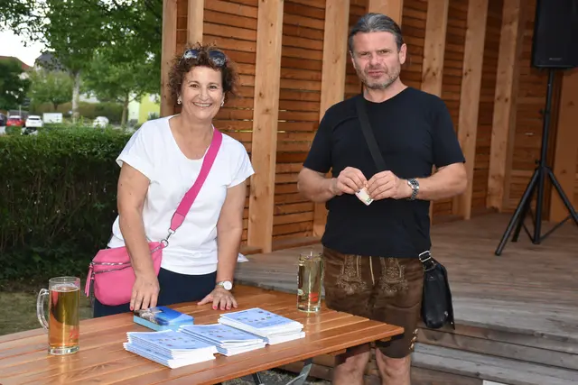 Singen mit Aussicht, eine Veranstaltung vom Chorverband OÖ, Chorregion Mühlviertel, begeisterte Hunderte in Au an der Donau.  | Foto: Robert Zinterhof