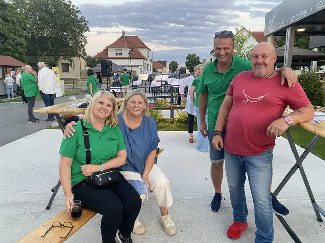 Freunde treffen und einen entspannten Abend verbringen. | Foto: Gesa Buzanich