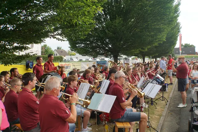 Den musikalischen Beginn gestaltete die Jugendmusikkapelle Fernitz-Mellach, die mit ihrem abwechslungsreichen Programm für einen stimmungsvollen Auftakt sorgte.