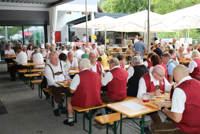 Tolle Stimmung unter den Gästen | Foto: HFM Patrick Marcher