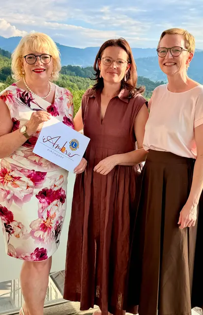 vlnr Monika Obernberger, Sophie Schütte-Weixlbaumer und Ulrike Rothauer