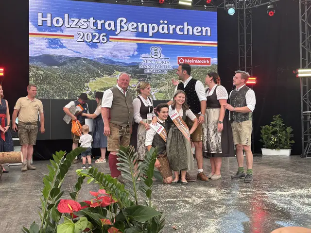 Zum Schluss hatten Lena Terkl und Michael Altmann die Nase vorne und holten sich den ersten Platz, inklusive Gutschein für ein neues Trachtenoutfit und ein Wochenendurlaub auf einer Metnitzer Almhütte. | Foto: MeinBezirk.at/Astrid Siebert