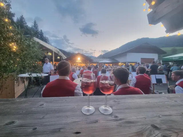 Musikverein und Freiwillige Feuerwehr Etmißl laden zum gemeinsamen Dorffest. | Foto: Musikverein Etmißl