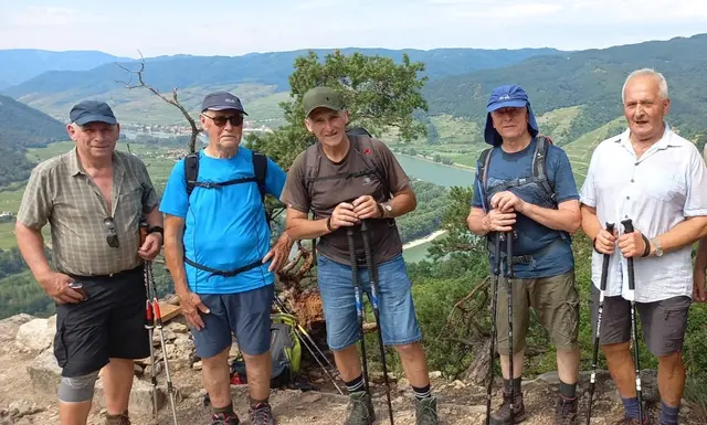 Die Reinsberger Senioren auf Wanderschaft in der Wachau: Alois Halbartschlager, Johann Petsch, Karl Heigl, Franz Mayer und Johann Stadler | Foto: NÖs Senioren/Ortsgruppe Reinsberg