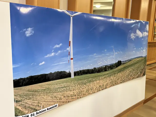 Auch von der Schönen Aussicht in Tresdorf sind die Wind-Giganten gut sichtbar. | Foto: Im Wind