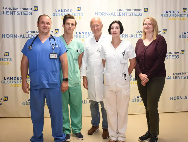  Theresa Prinz-Wohlgenannt, Tetiana Zhuravel, Veronika Geist, Velizar Enchev und Nikolaus Stracke sind die neuen Fachkräfte. | Foto: LK Horn
