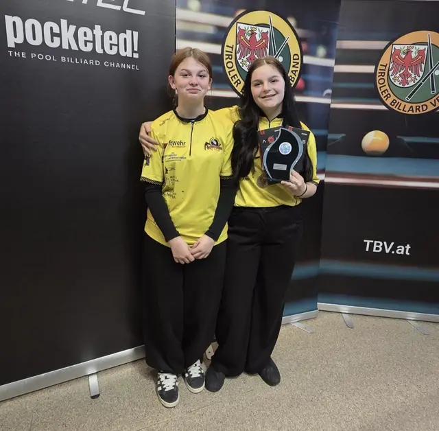 Annie Haselwanter mit Selina Wex  | Foto: TBV 