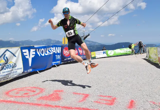 Freudensprünge gab es beim 7. Unterberg Duathlon in Kössen. | Foto: Johanna Bamberger