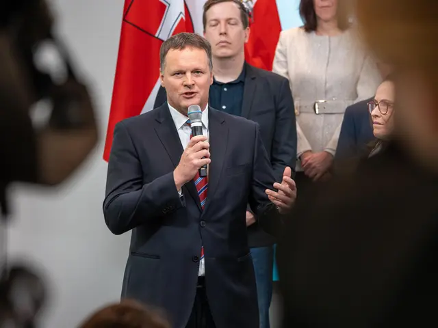 Auch vom Penzinger Gemeinderat Hannes Taborsky (ÖVP) kommt Zuspruch für den neuen Kurs. | Foto: Valentina Marinelić/MeinBezirk
