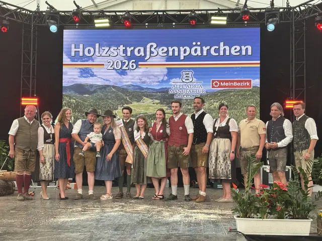 Zum ersten Mal wurde das Holzstraßenprächen gesucht - und gefunden! | Foto: MeinBezirk.at/Astrid Siebert