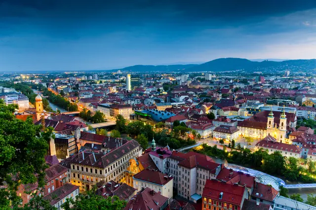 Die Stadt Graz startet mit einer neuen Förderung, die umweltfreundliche Maßnahmen im privaten Bereich mit bis zu 15.000 Euro unterstützt.  | Foto: Graz Tourismus/Werner Krug