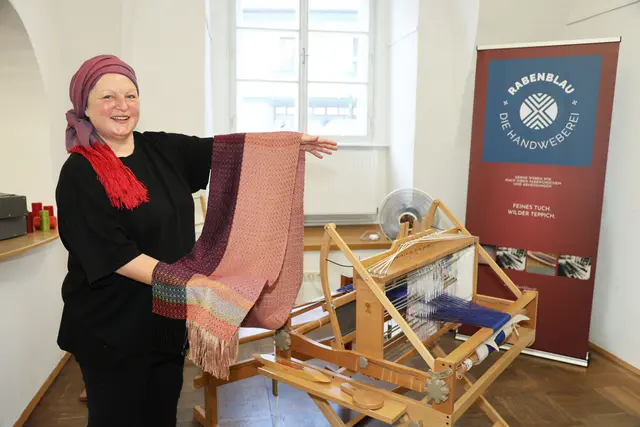 Von traditionellen Webtechniken bis zu moderner Filzkunst bot der Markt eine kreative Vielfalt, die Besucher begeisterte. | Foto: Kohlmayr