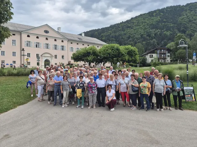 Die Teilnehmerinnen und Teilnehmer der Seniorenwallfahrt aus Heiligenkreuz am Waasen beim Stift Ossiach in Kärnten. | Foto: Pfarrgruppe