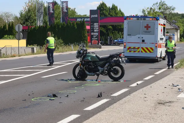 Ein Reifen löste sich während der Fahrt von einem Lkw auf der Pyhrnpass Straße bei Steinhaus und traf ein entgegen kommendes Motorrad. | Foto: laumat.at