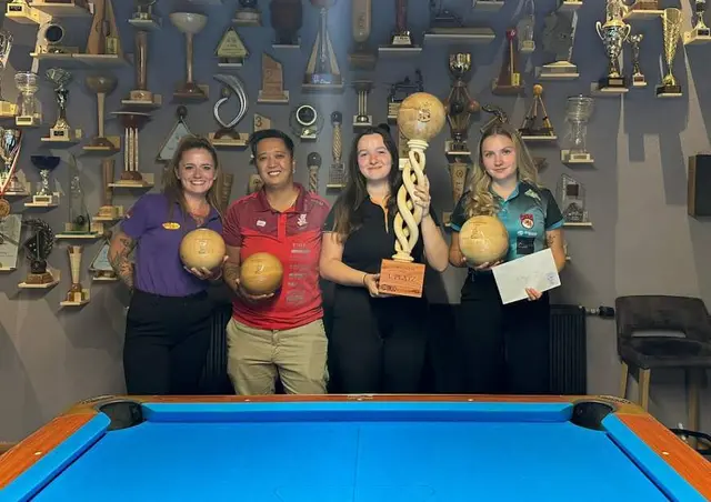 Die glücklichen Preisträgerinnen v.l.n.r. Angelique Herdt (LPT Innsbruck), Seychelyne Knapp (BC Saustall Fieberbrunn), die Siegerin Sarah Kapeller (Pool X-Press Innsbruck) und die Finalistin Anna Riegler (PBC Fairplay Wolfsberg) | Foto: BC Saustall Fieberbrunn