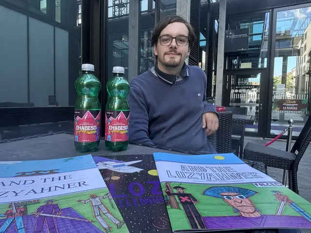 Der Innsbrucker Künstler Luzius Stemeseder gestaltete für Chabeso eine Sonderedition mit Figuren aus seinem Comic-Universum der „Luzyahner“. | Foto: Kendlbacher