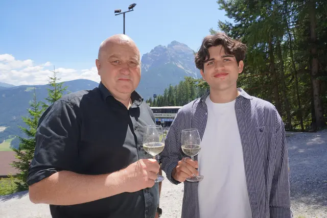 Auf der Bruggeralm: AR-Vors. Gerold Bacher und Lorenz Kellner vom gleichnamigen Weingut im Weinviertel | Foto: Kainz