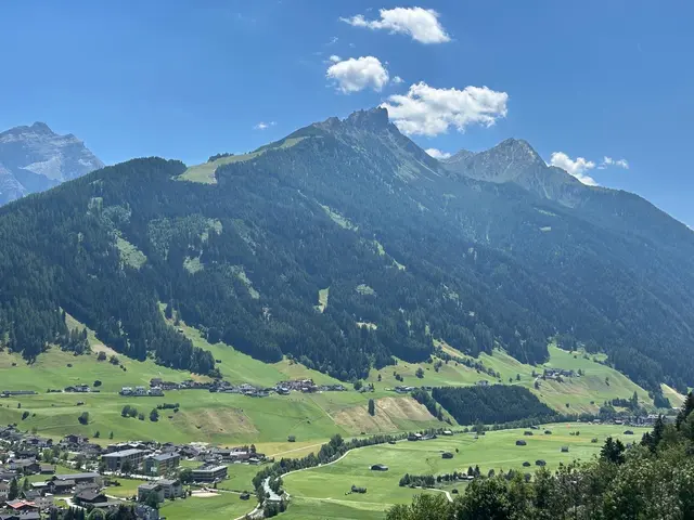 Ein tödlicher Paragleitunfall ereignete sich am Freitag in Neustift im Stubaital: eine 28-jährige Deutsche verunglückte am Elfer tödlich. | Foto: PI Neustift