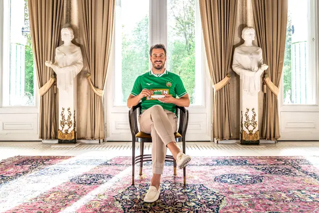 Die Trikots sind ab sofort online erhältlich.  | Foto: SK Rapid/Widner