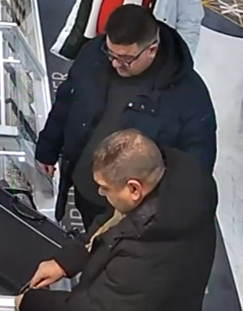 Betrüger-Duo: Nach Angaben der Polizei handelt es sich vermutlich um zwei Männer im Alter zwischen 40 und 55 Jahren. | Foto: LPD Wien