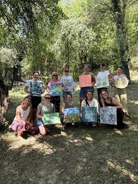 Bei Picknick &amp; Paint konnten die Teilnehmer in gemütlicher Atmosphäre ihrer künstlerischen Ader freien Lauf lassen. | Foto: Pastl