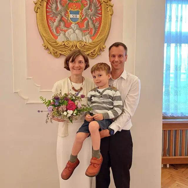 Nikola Jakubec und Gerald Stickler mit Sohn Jan | Foto: Stadtgemeinde Groß Siegharts