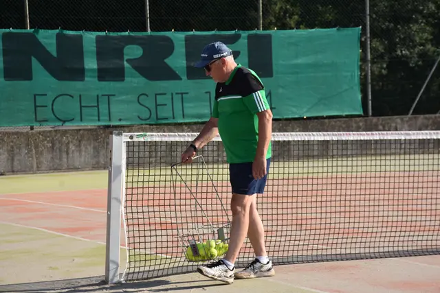 Der Tennis4Kids-Kindertenniskurs ist vor Kurzem gestartet und erfreut sich großer Beliebtheit. Insgesamt nehmen 28 Kinder teil.  | Foto: Zinterhof