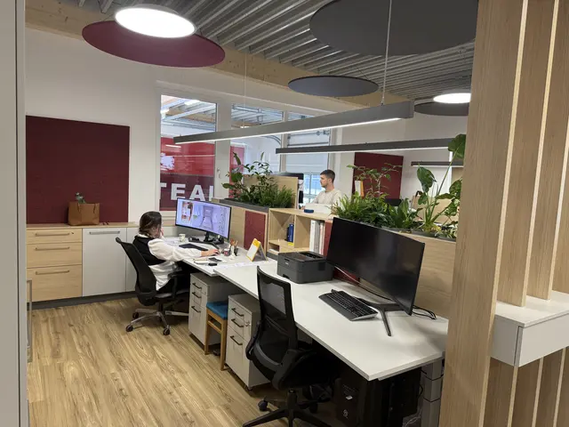 Helle und ergonomische Arbeitsplätze sind entstanden. | Foto: Kreateam
