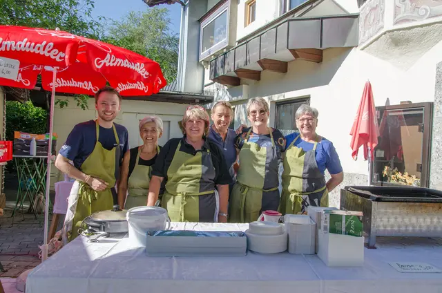 Für das leibliche Wohl sorgte Hochlandrind Catering rund um Evi Wahrstätter