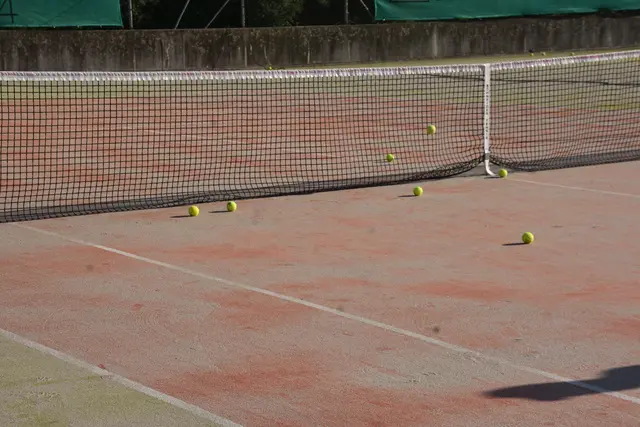 Der Tennis4Kids-Kindertenniskurs ist vor Kurzem gestartet und erfreut sich großer Beliebtheit. Insgesamt nehmen 28 Kinder teil.  | Foto: Zinterhof