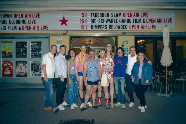 Das Cinema Paradiso begrüßte hochkarötige Gäste am ersten Abend des Sommerkinos.  | Foto: Katie Aileen Dempsey