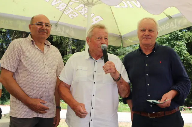 Jokej Logar, Joško Nachbar und Stefan Domej begrüßten die zahlreichen Besucher herzlich. | Foto: Rosina Katz-Logar