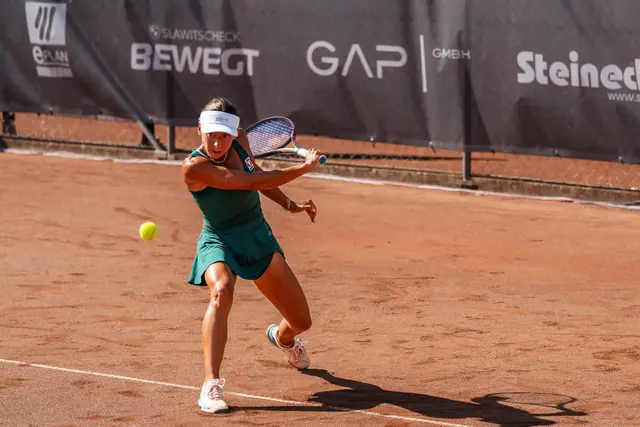Tennis-Ass Arabella Koller in Aktion. | Foto: Samuel Matteo