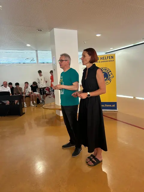 Dir. Barbara Esterl (Sonderschule Tamsweg) und Dir. Klaus Heitzmann (BG Tamsweg). | Foto: Sonderschule Tamsweg