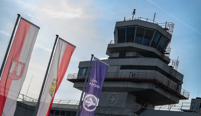Der Linzer Flughafen sorgt nach einem aktuellen Gutachten über seinen Unternehmenswert für politische Diskussionen. | Foto: fotokerschi.at
