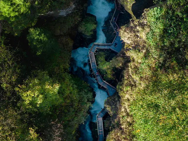 Ein Spaziergang durch die Klamm wird zum Naturerlebnis. | Foto: Zell am See-Kaprun