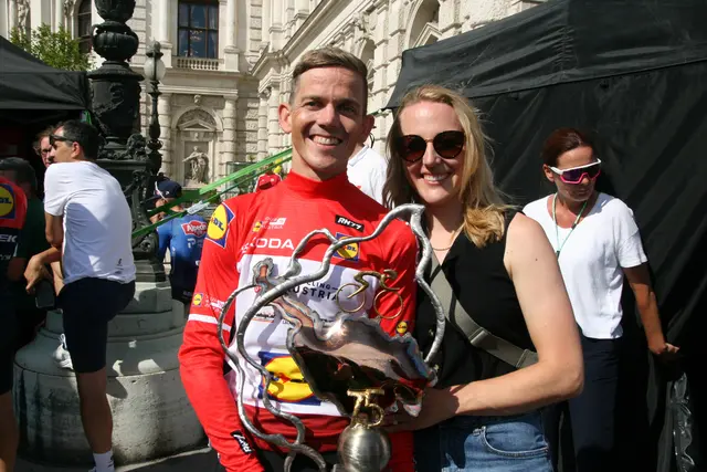 Ö-Tour-Sieger Gregor Mühlberger mit Gattin Astrid. | Foto: Herbert Schöttl
