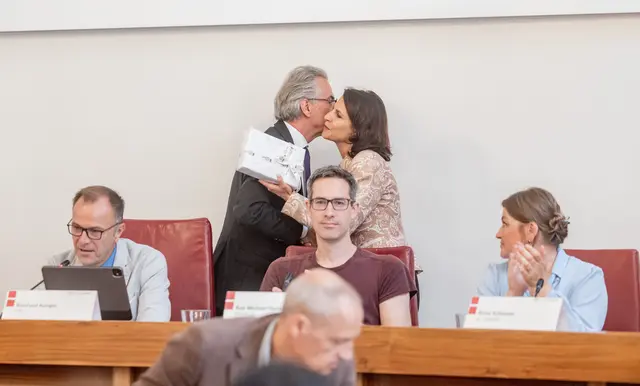 Am Mittwoch, 15. Juli 2026, wurde Christoph Brandstätter (ÖVP) neuer Vizebürgermeister der Stadt Salzburg. Die offizielle Angelobung erfolgte im Rahmen einer Gemeinderatssitzung in die Hand von Landeshauptfrau Karoline Edtstadler. | Foto: Stadt Salzburg/Wildbild