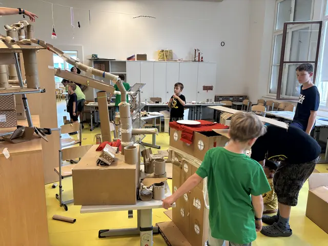 In der Kinderstadt "Elementia" besuchten die Teilnehmerinnen und Teilnehmer zahlreiche Stationen rund um die vier Elemente Wasser, Feuer, Erde und Luft. | Foto: MeinBezirk/Astrid Moder