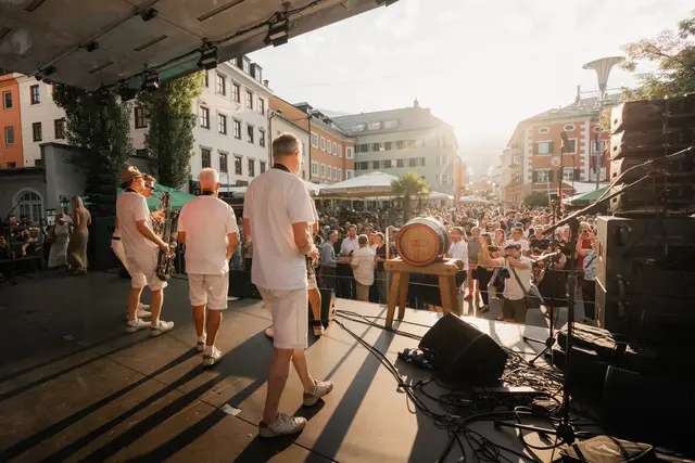 Vom 7. bis zum 9. August verwandelt sich die Lienzer Innenstadt erneut in eine Festmeile. | Foto: TVB Osttirol/totschnigflo