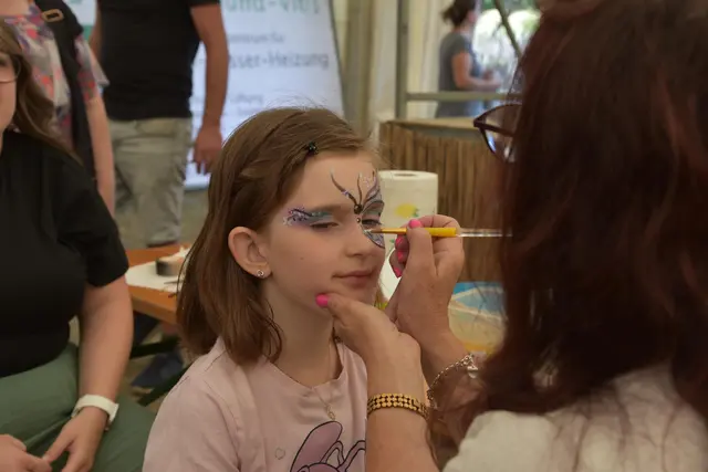 mit Kinderschminken | Foto: Marktgemeinde Eggern