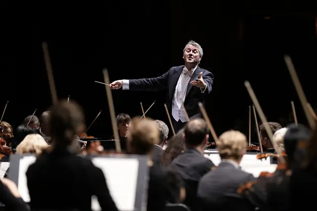 Unter der Leitung von Chefdirigent Markus Poschner eröffnet das Bruckner Orchester Linz am 13. September das Brucknerfest 2026. | Foto: Reinhard Winkler