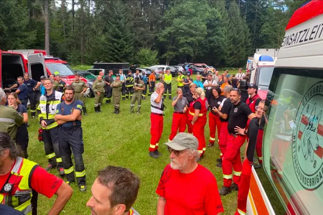 Die Einsatzkräfte. | Foto: Österreichische Rettungshundebrigade Landesgruppe Kärnten
