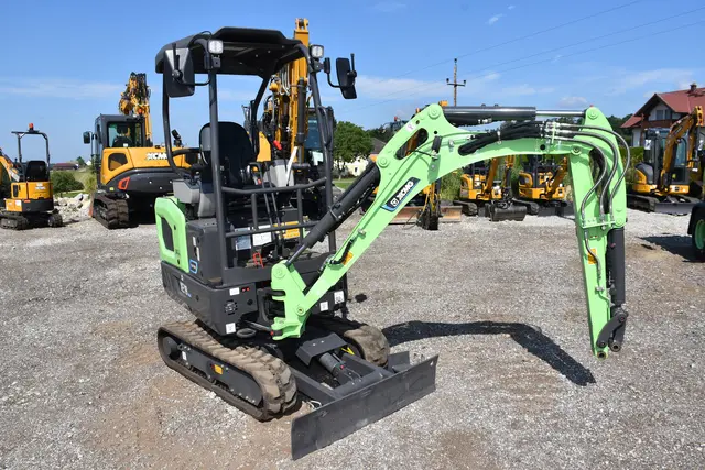 Baumaschinen Aschauer in Dimbach.  | Foto: Robert Zinterhof