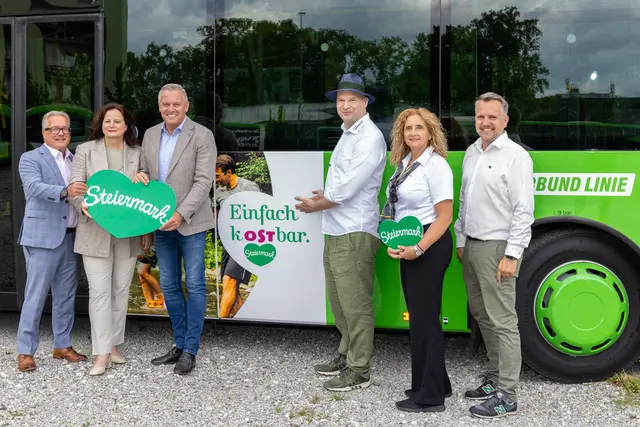 Bei der Präsentation: Peter Gspaltl, Claudia Holzer, Mario Kunasek, Stefan Schindler, Eveline Trummler und Michael Feiertag (v. l.)  | Foto: Harry Schiffer