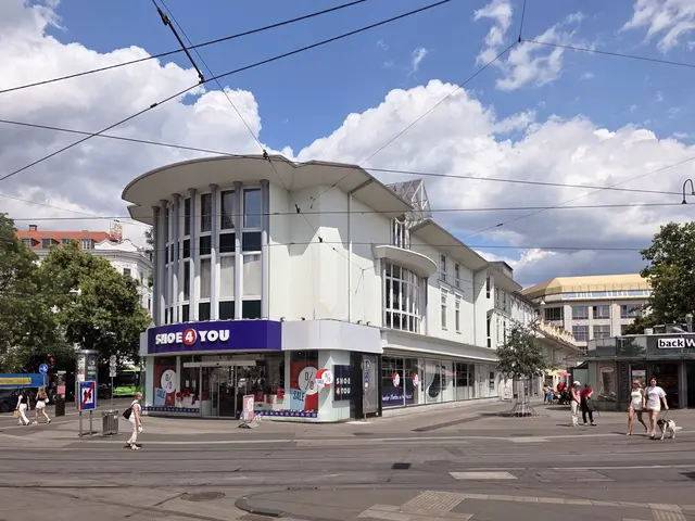Das aktuelle Gebäude entstand, nachdem Bombenschäden im Zweiten Weltkrieg einen Neubau notwendig gemacht hatten. | Foto: Konstantinov