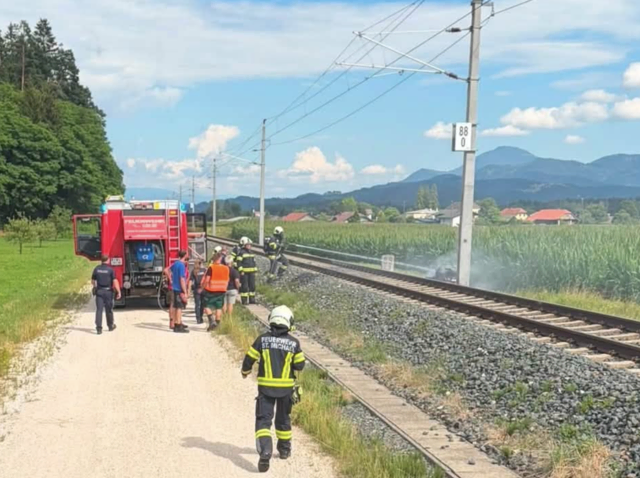 Die Freiwilligen Feuerwehren St. Michael ob Bleiburg, Feistritz ob Bleiburg, St. Stefan und Globasnitz standen mit 35 Kräften im Einsatz. | Foto: Feuerwehr Feistritz ob Bleiburg